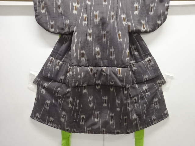 アンティーク　縮緬抽象模様着物